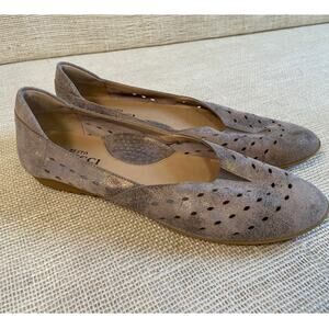 Sesto Meucci Italian Flats, Perforated Gold Leather, Comfort Foot Bed, Sz 9.5 M